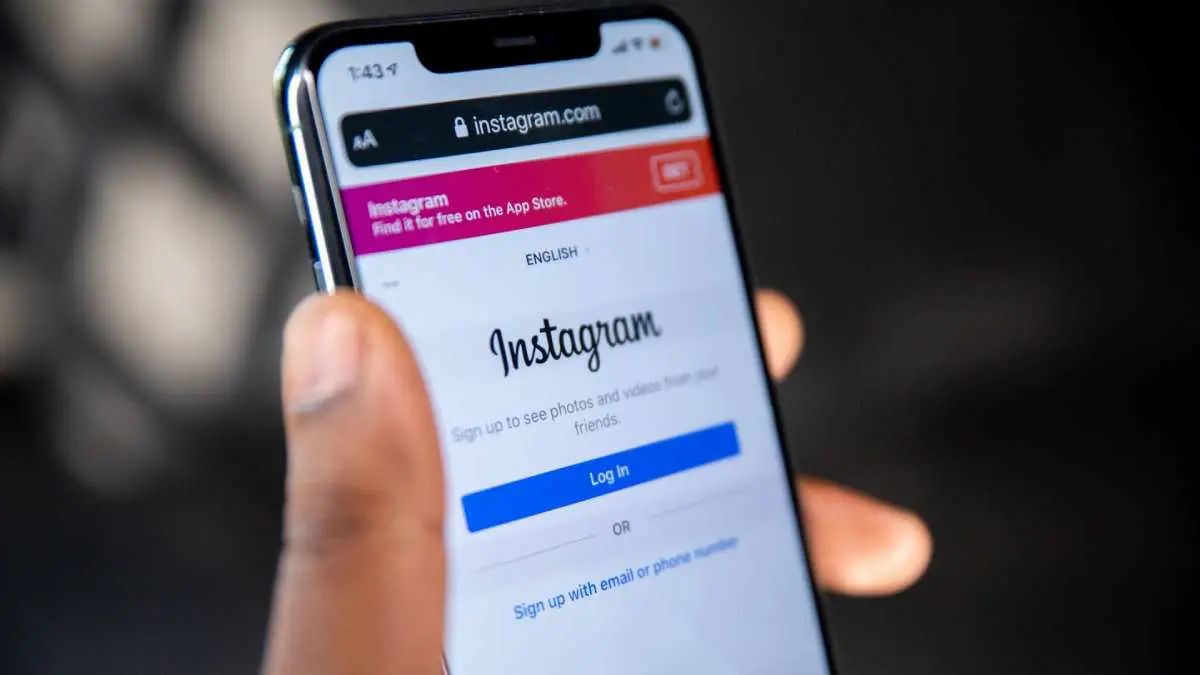 how to clear instagram cache